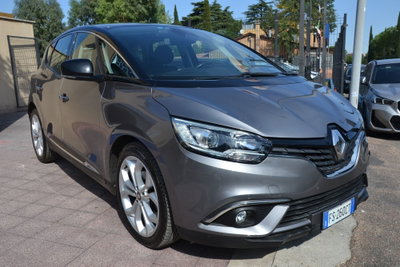 Renault Scenic E-Tech Electric 1.5 dCi 110CV Attractive (4)