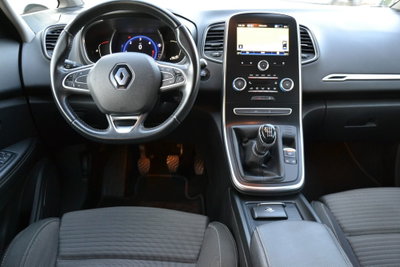 Renault Scenic E-Tech Electric 1.5 dCi 110CV Attractive (7)