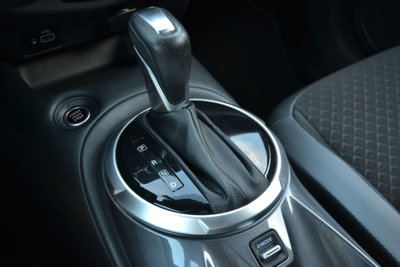 Nissan Juke 1.0 dig-t N-Connecta 114cv (12)