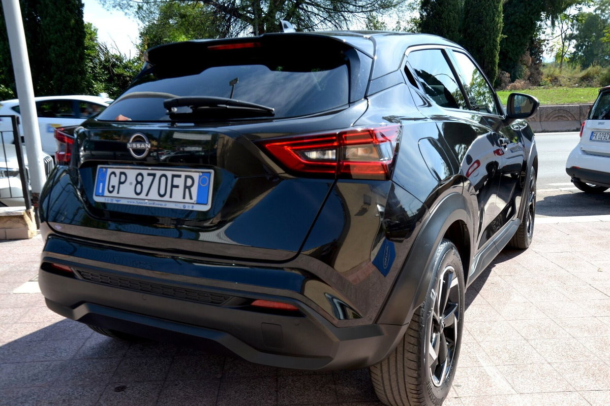 Nissan Juke 1.0 dig-t N-Connecta 114cv (5)