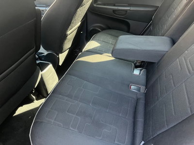 Kia Venga 1.4 CVVT LX Easy (8)