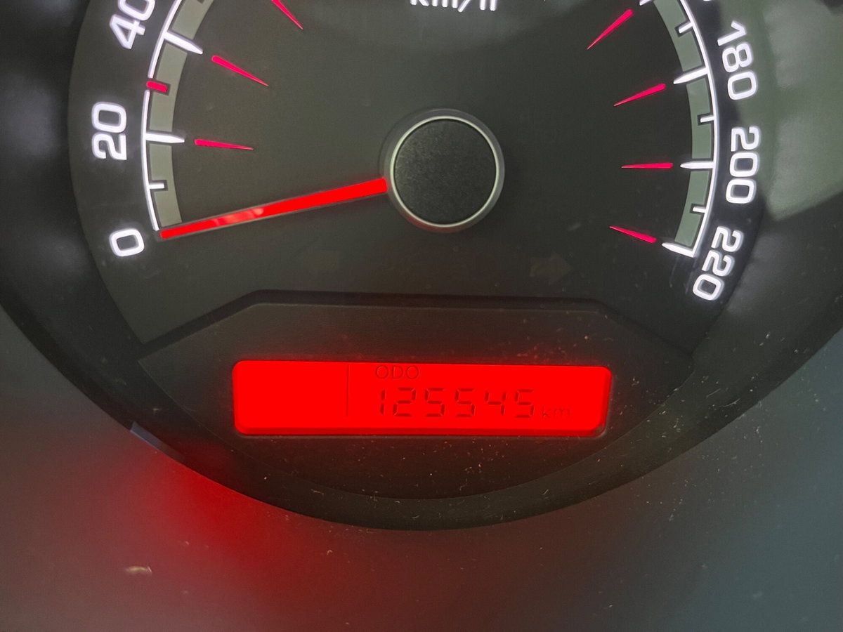 Kia Venga 1.4 CVVT LX Easy (9)