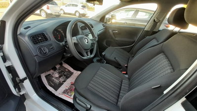 Volkswagen Polo 1.0 MPI 5p. Trendline (13)