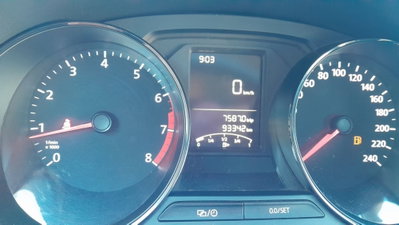 Volkswagen Polo 1.0 MPI 5p. Trendline (9)