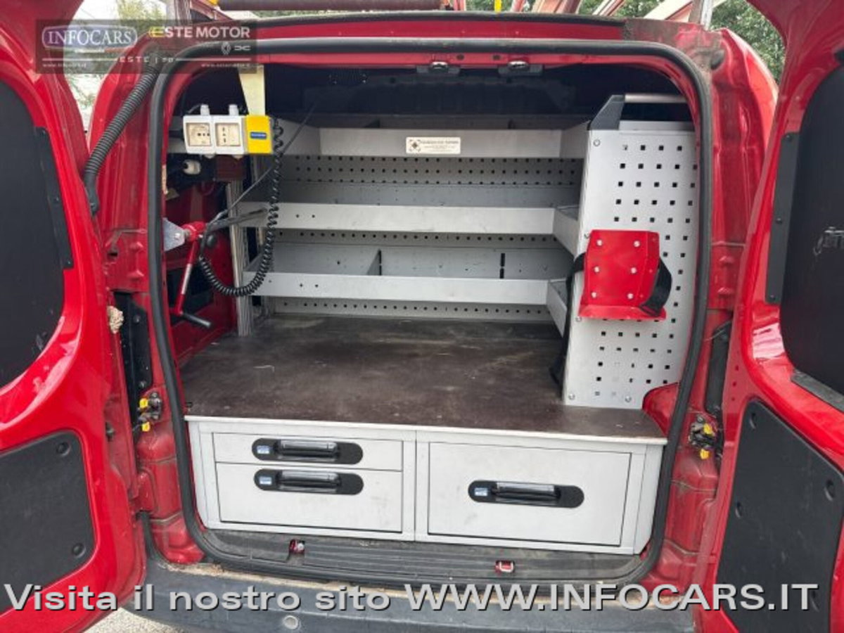 Fiat Fiorino 1.3 MJT 95CV Combinato (13)