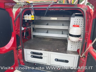 Fiat Fiorino 1.3 MJT 95CV Combinato (14)