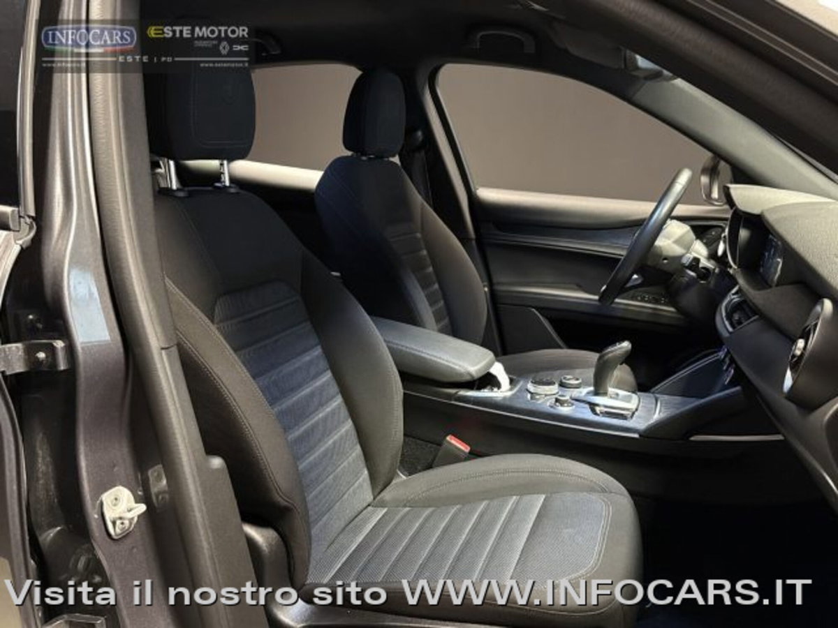 Alfa Romeo Stelvio Stelvio 2.2 Turbodiesel 190 CV AT8 Q4 Super Business (8)