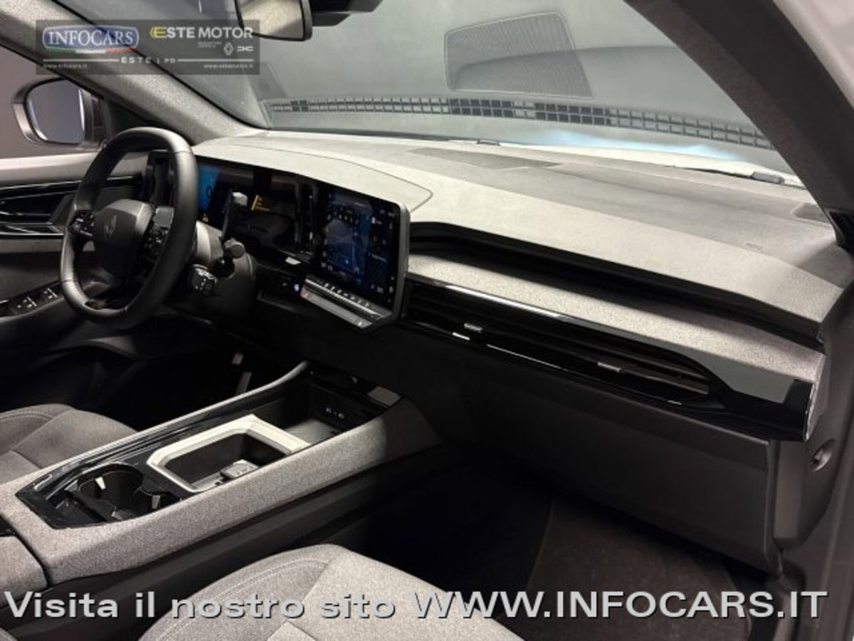 Renault Austral 1.3 mild hybrid Evolution 160cv auto (12)