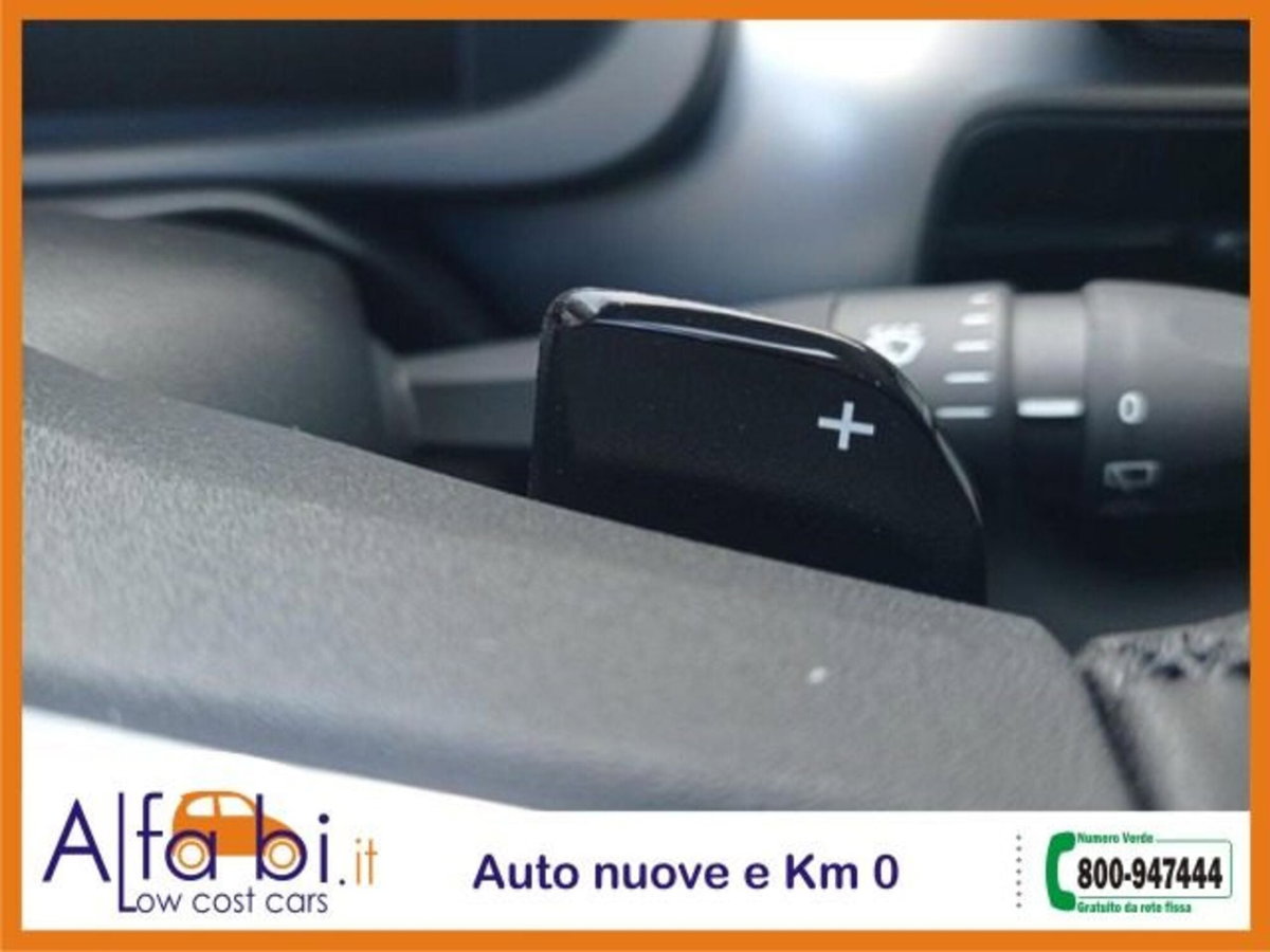 Jeep Avenger 1.2 turbo Summit fwd 100cv (20)