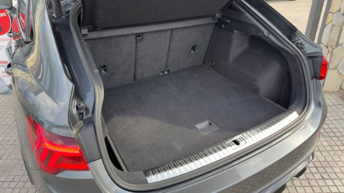 Audi Q3 Sportback 35 TDI quattro S tronic S line edition (10)