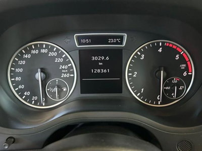 Mercedes-Benz Classe B 200 CDI Premium (15)