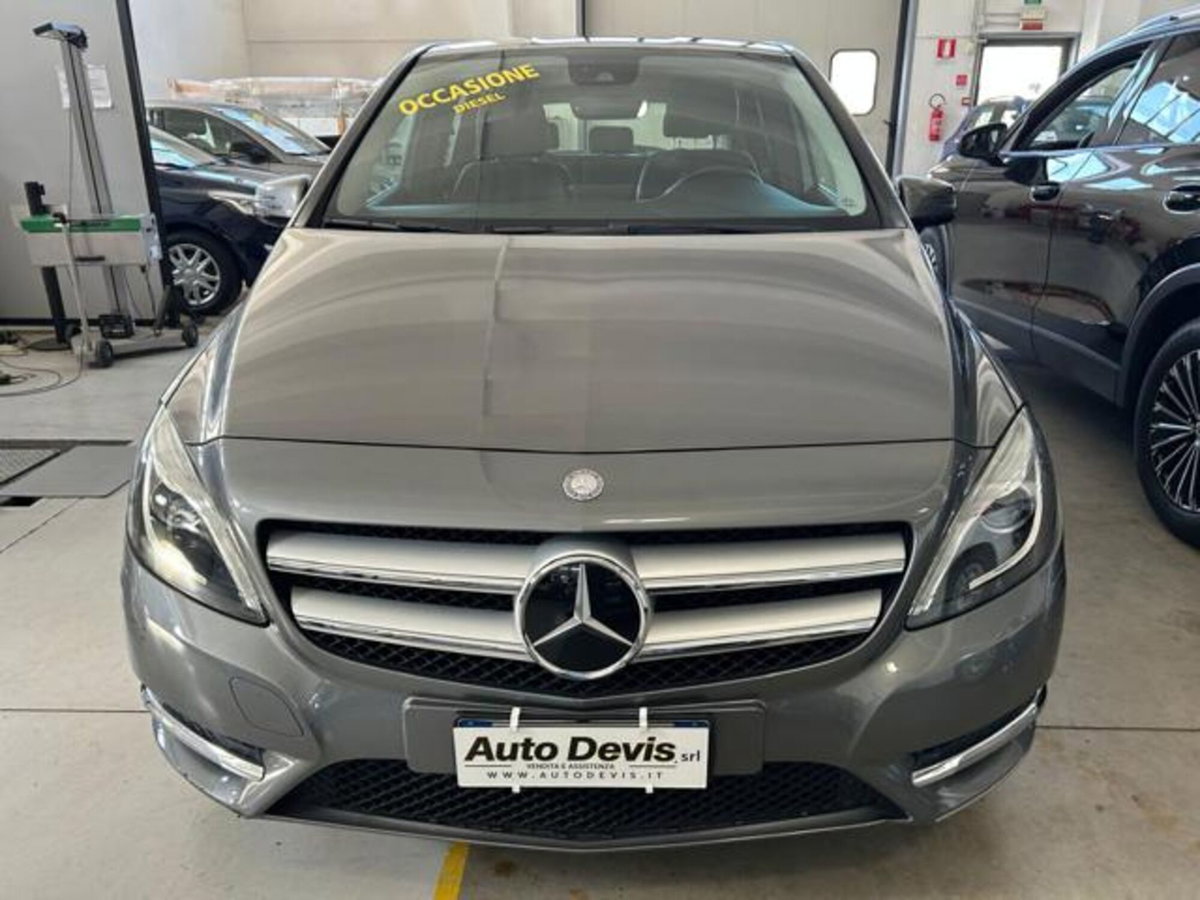 Mercedes-Benz Classe B 200 CDI Premium (2)