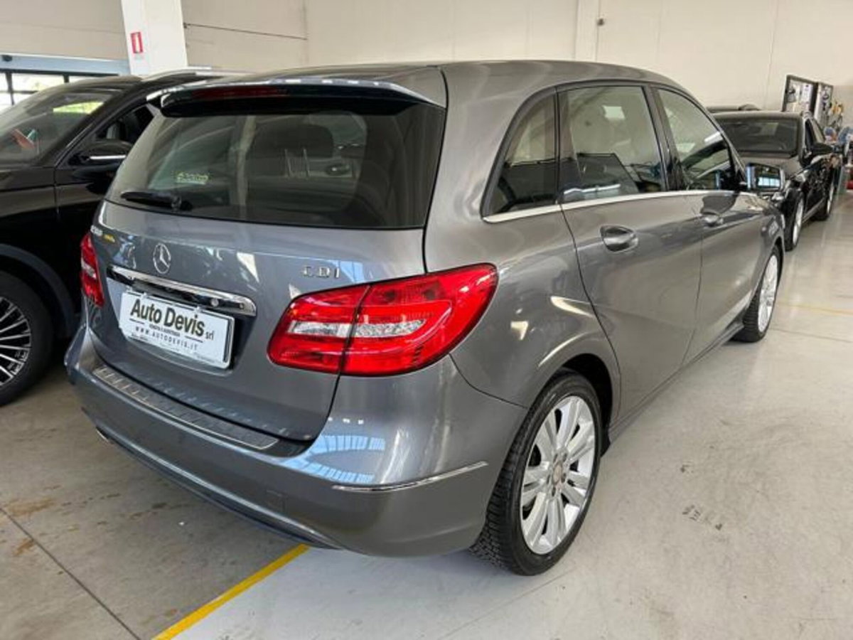 Mercedes-Benz Classe B 200 CDI Premium (4)