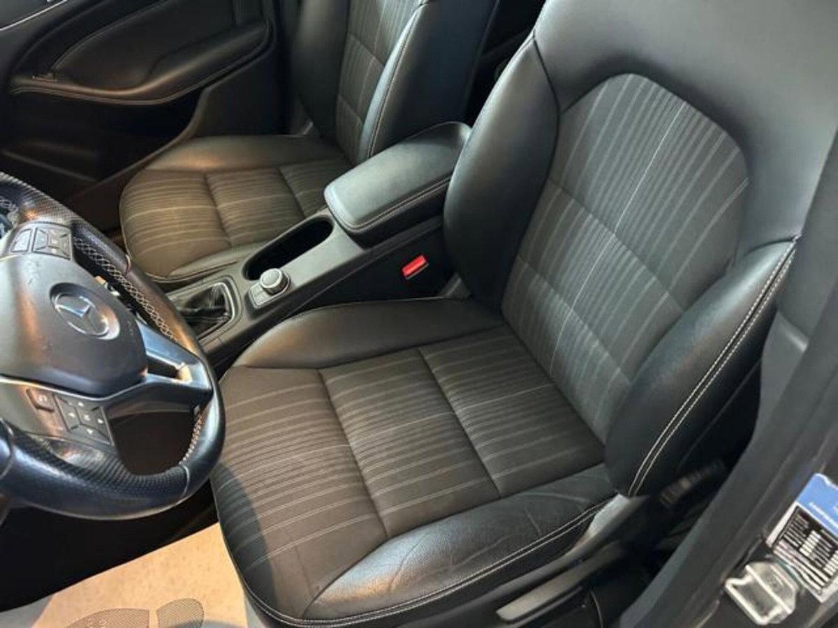 Mercedes-Benz Classe B 200 CDI Premium (9)