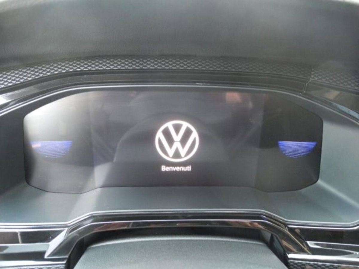Volkswagen Taigo 1.0 TSI 110 CV DSG Life (18)