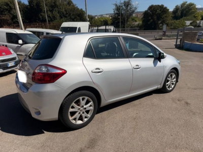 Toyota Auris 1.4 D-4D 5 porte (6)