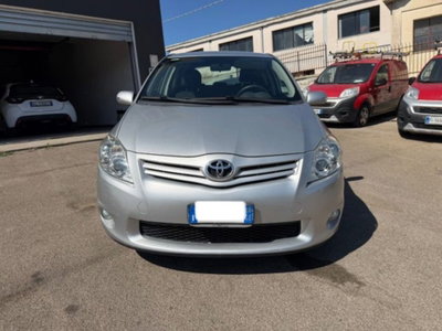 Toyota Auris 1.4 D-4D 5 porte (8)