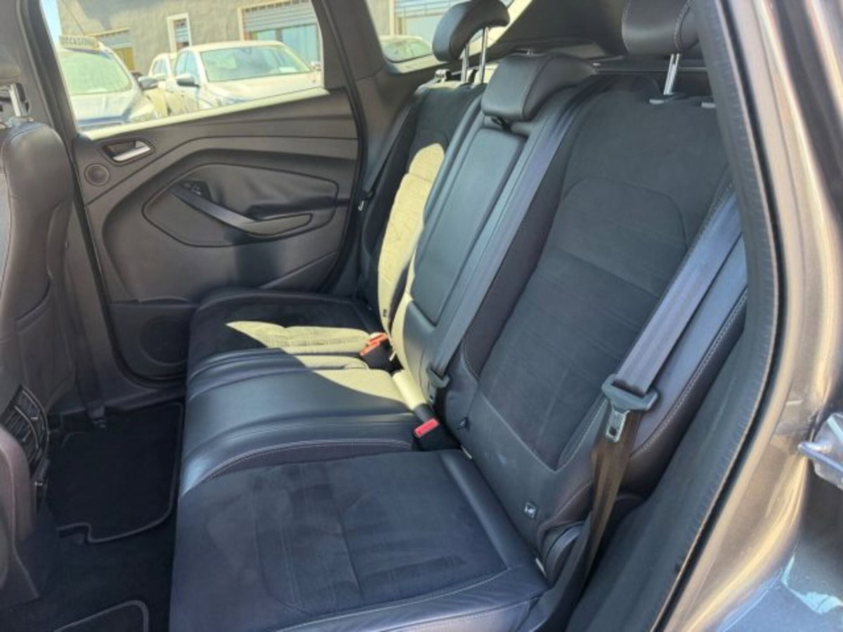 Ford Kuga 1.5 TDCI 120 CV S&S 2WD Plus (12)