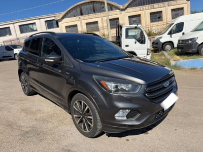 Ford Kuga 1.5 TDCI 120 CV S&S 2WD Plus (4)