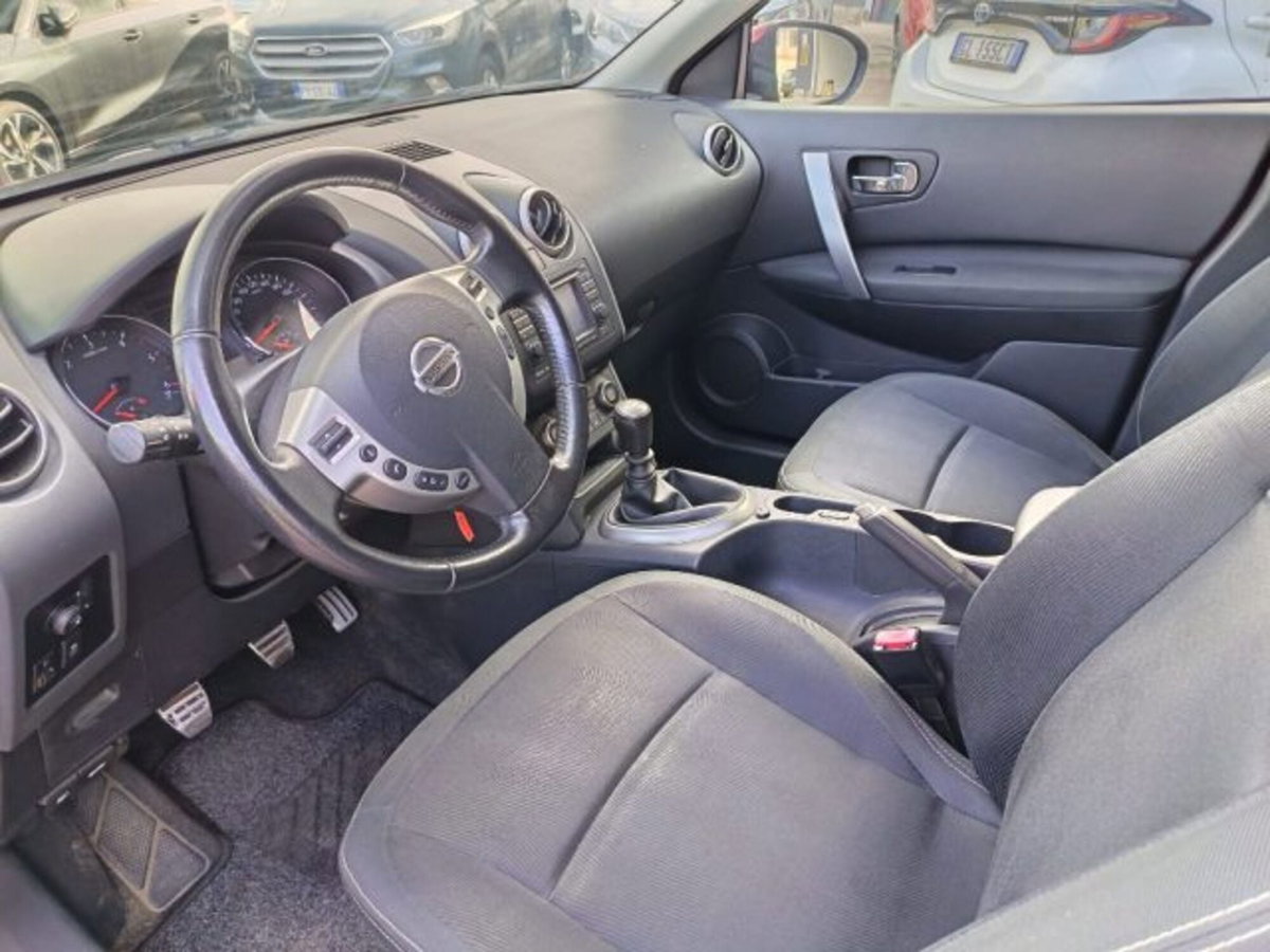 Nissan Qashqai 1.5 dCi Tekna (8)