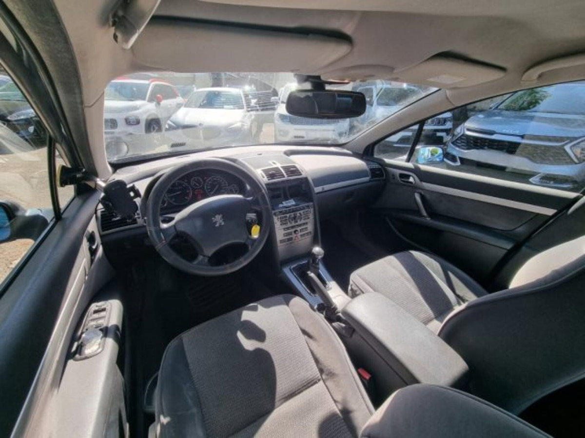 Peugeot 407 1.6 HDi Tecno (10)