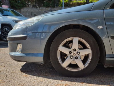 Peugeot 407 1.6 HDi Tecno (8)