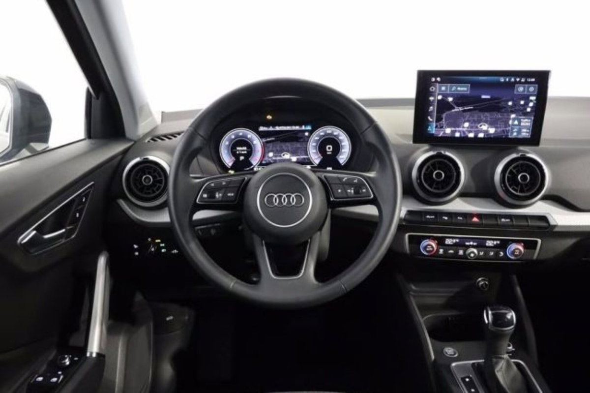 Audi Q2 Q2 35 TFSI S tronic S line Edition (7)