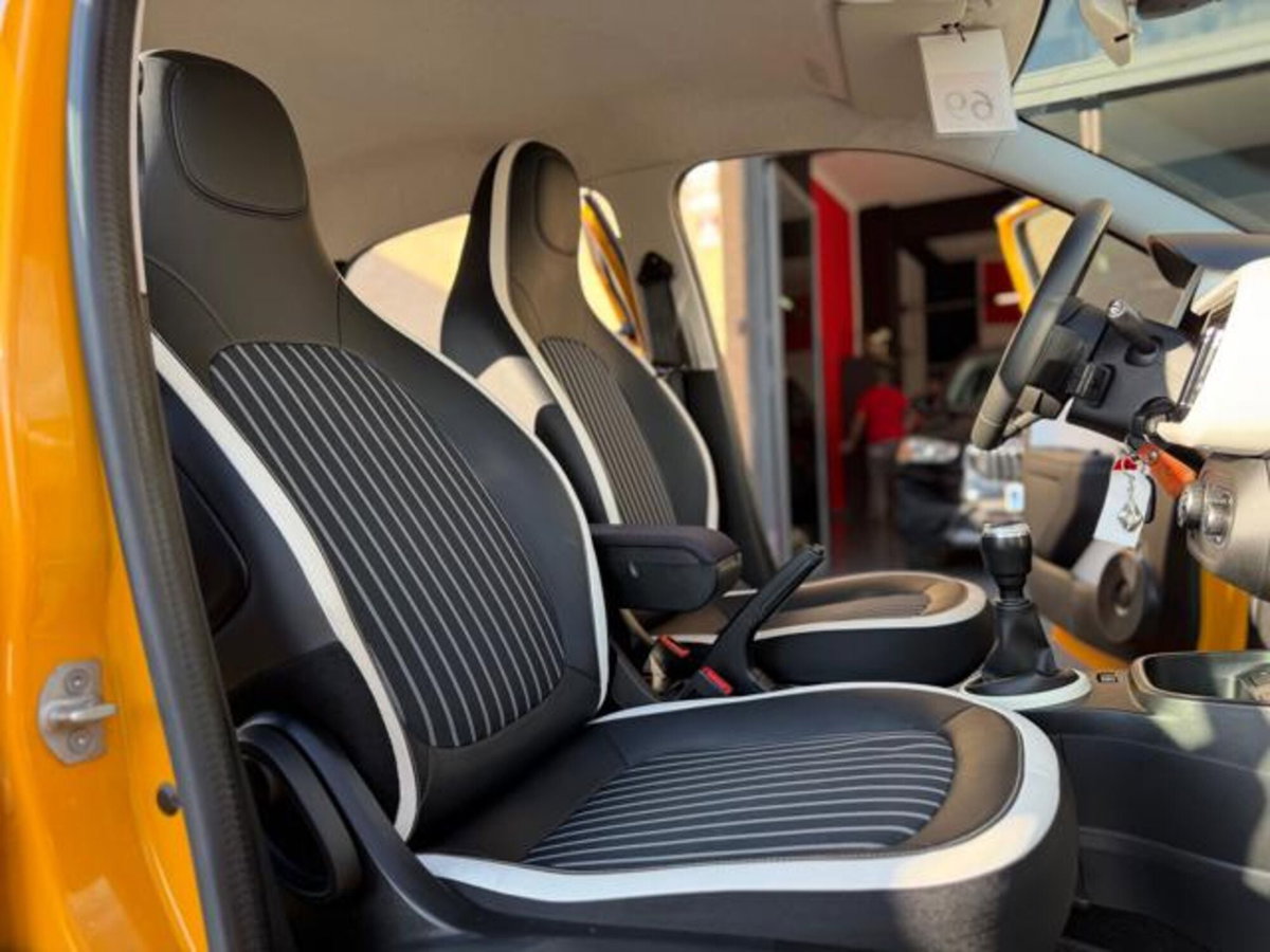 Renault Twingo SCe 65 CV Signature (10)