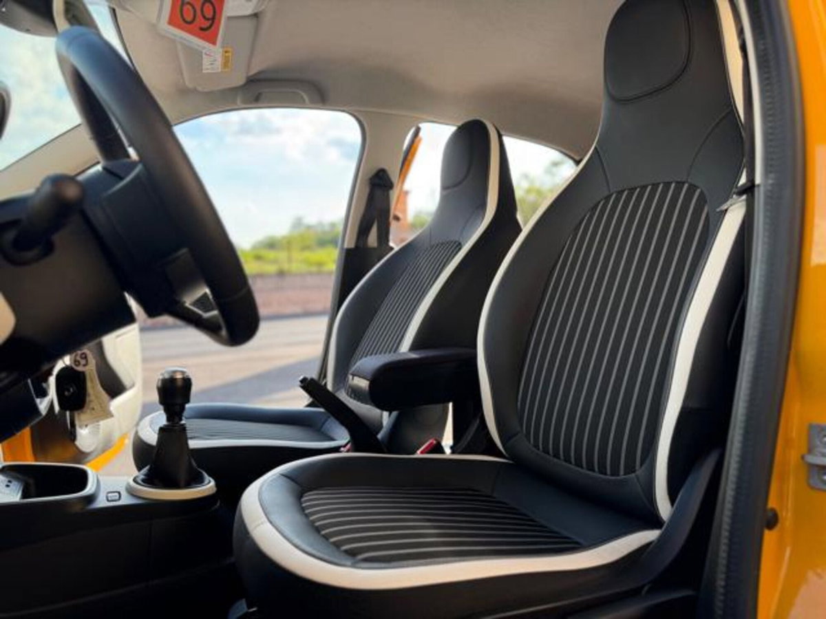 Renault Twingo SCe 65 CV Signature (12)