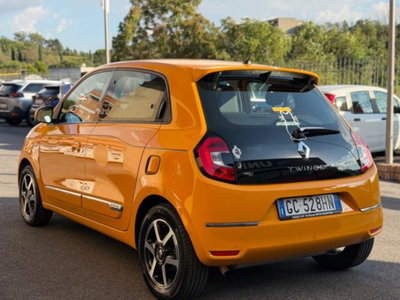 Renault Twingo SCe 65 CV Signature (4)