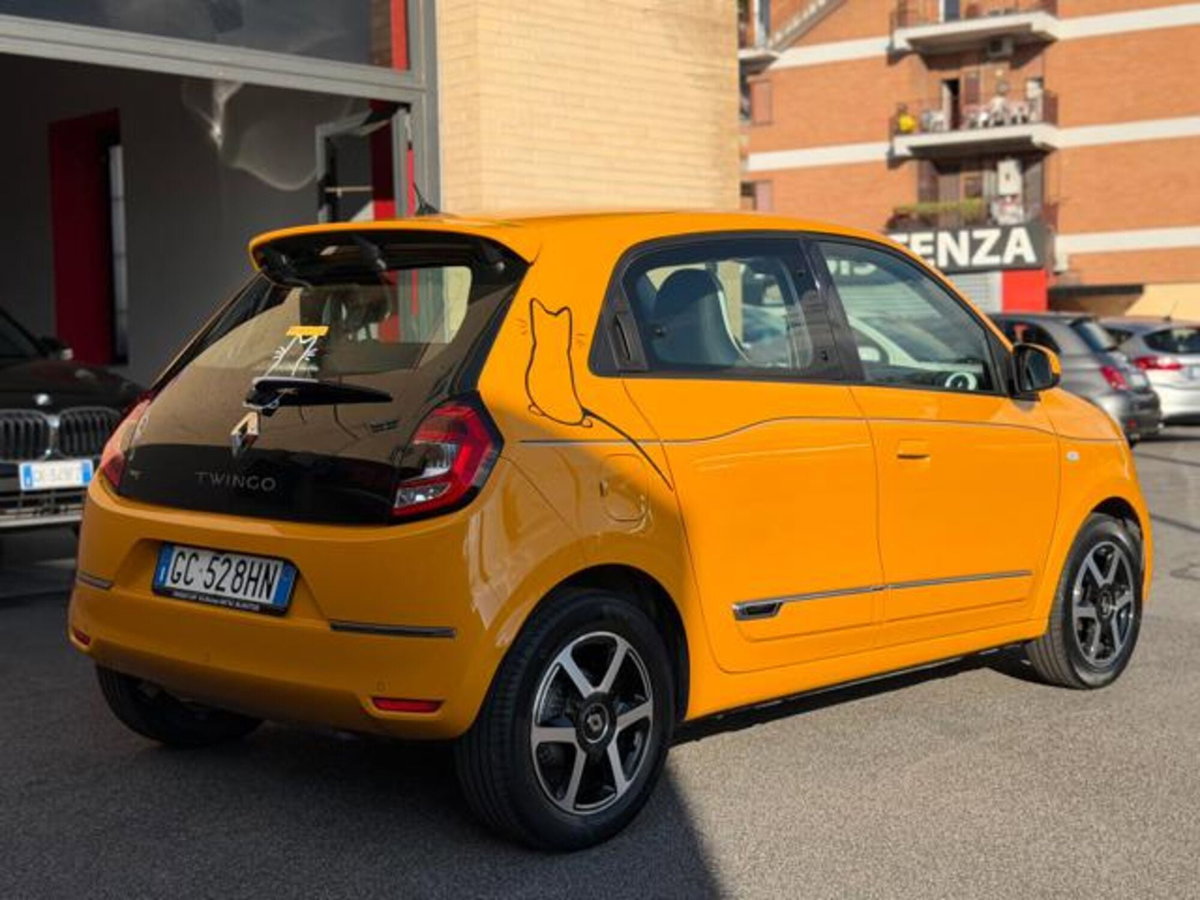 Renault Twingo SCe 65 CV Signature (6)