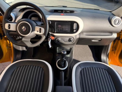 Renault Twingo SCe 65 CV Signature (9)
