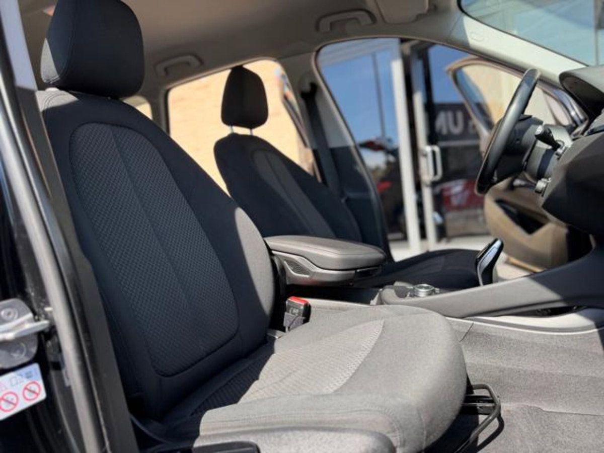 BMW X1 sDrive16d Sport (10)