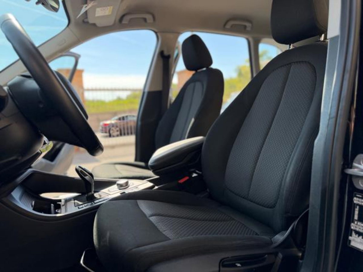 BMW X1 sDrive16d Sport (12)