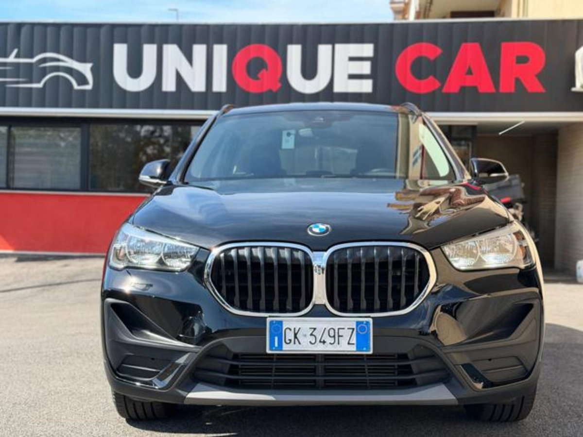 BMW X1 sDrive16d Sport (2)