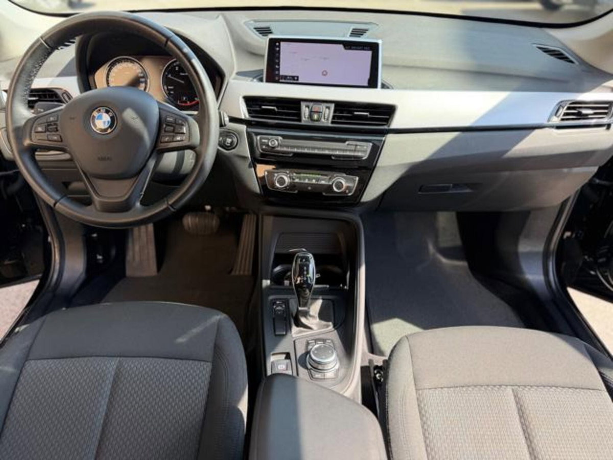 BMW X1 sDrive16d Sport (9)