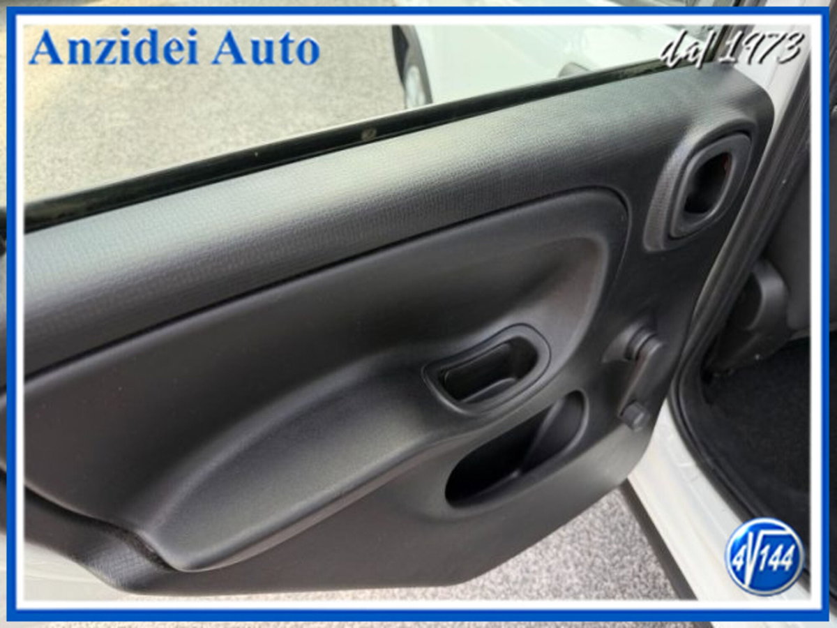 Fiat Panda van 1.0 hybrid Street 70cv 4p.ti serie 4 E6d (17)