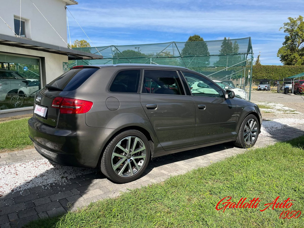 Audi A3 Sportback 2.0 TDI F.AP. Ambition (7)