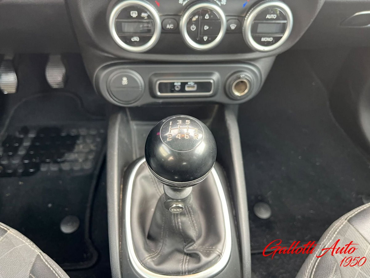 Fiat 500L 1.4 95 CV Pop Star (13)