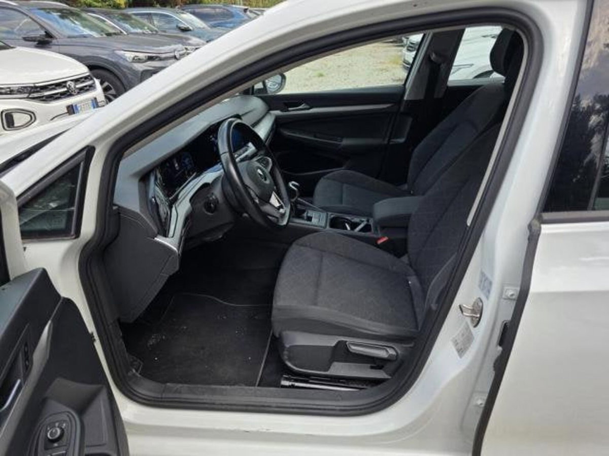 Volkswagen Golf 2.0 tdi Life 115cv (4)