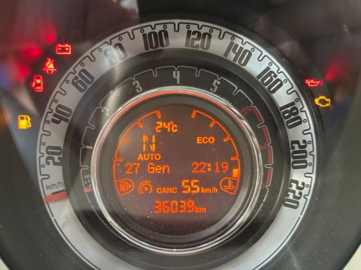 Fiat 500 1.2 Dualogic Lounge (16)