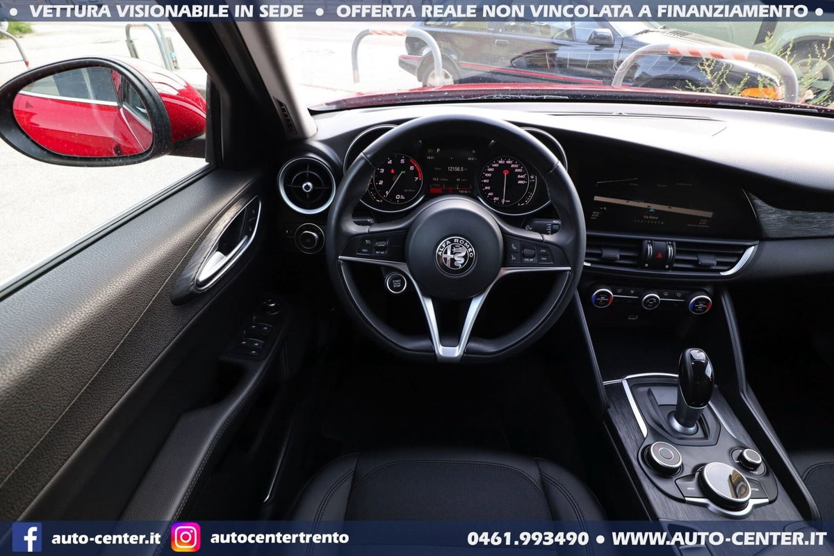 Alfa Romeo Giulia 2.0 Turbo 200 CV AT8 Super (12)