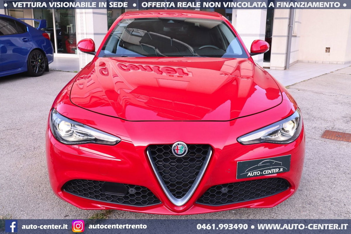 Alfa Romeo Giulia 2.0 Turbo 200 CV AT8 Super (4)
