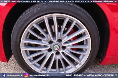 Alfa Romeo Giulia 2.0 Turbo 200 CV AT8 Super (9)