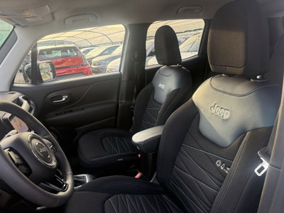 Jeep Renegade 1.3 T4 190CV PHEV 4xe AT6 Upland (10)