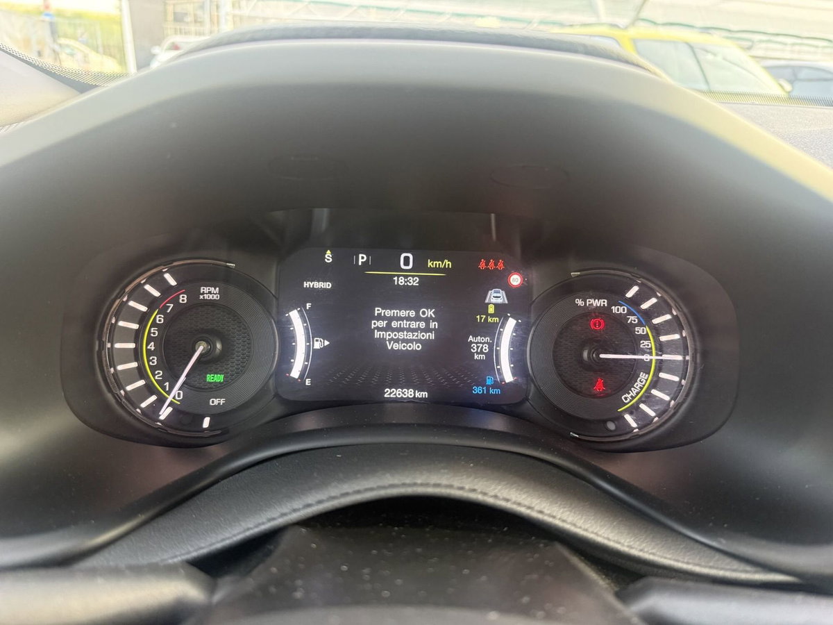 Jeep Renegade 1.3 T4 190CV PHEV 4xe AT6 Upland (15)
