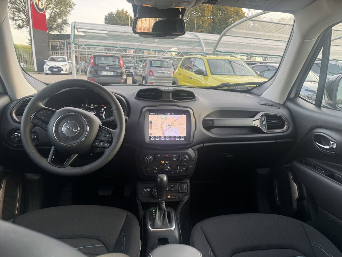 Jeep Renegade 1.3 T4 190CV PHEV 4xe AT6 Upland (8)