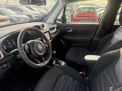 Jeep Renegade 1.3 T4 190CV PHEV 4xe AT6 Upland (9)