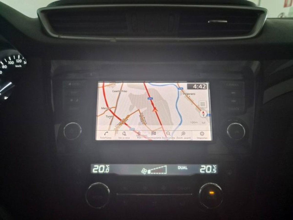 Nissan Qashqai 1.5 dCi 115 CV DCT Visia (13)