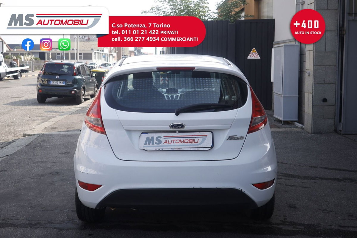 Ford Fiesta Ikon 1.4 TDCi 70CV 5 porte (7)